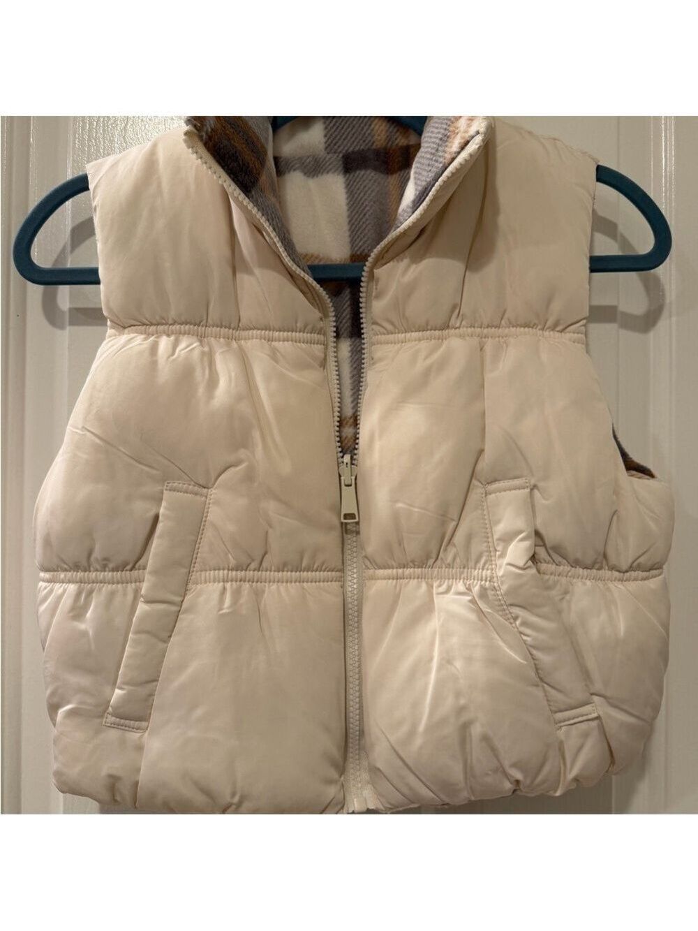 Reversible Cropped Puffer Vest NWT - Picture 4 of 4